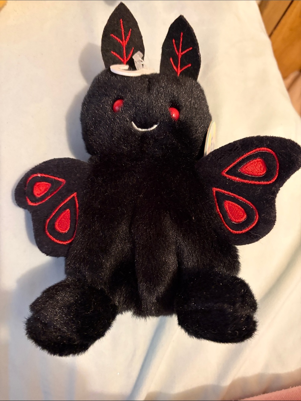 Palm pal. Mothman. New with tags